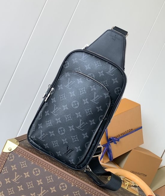 Louis Vuitton LV Avenue Shoulder Bag Black Floral M46327 7511