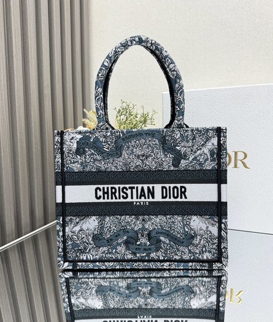 Christian Dior CD Embroidered Small Tote 12032