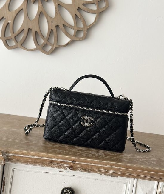 Chanel 25c Classic Graffiti Silver Chain Logo Handbag