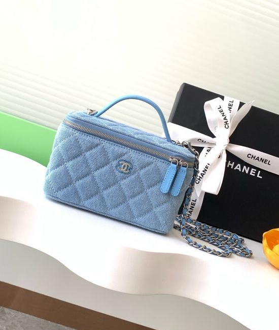 Chanel 25C Lipstick Chain Clutch AP4504