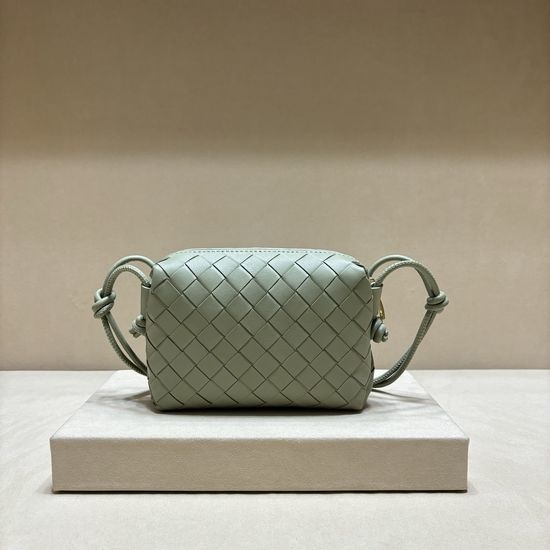 Bottega Veneta BV Woven Small Square Bag Classic Lightweight 3001