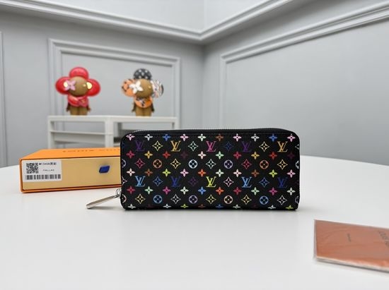 Louis Vuitton LV Monogram Coated Canvas Wallet M13408
