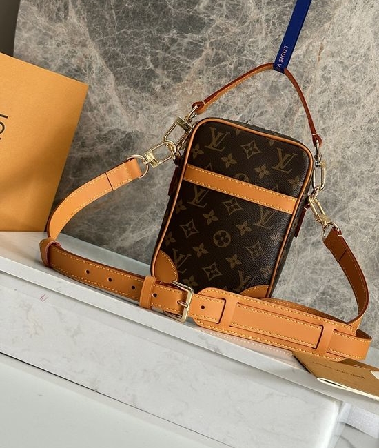 Louis Vuitton LV Danube Crossbody Bag M14013