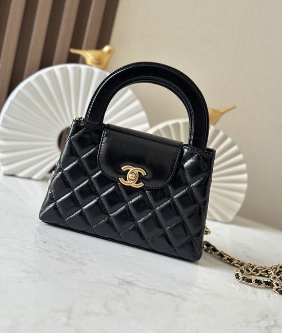 Chanel 24k Kelly Vintage Elegant Handbag AS4416