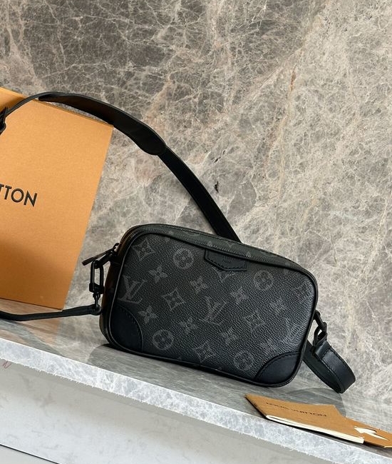 Louis Vuitton LV Trocadero Mini Handbag M14253