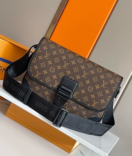 Louis Vuitton LV Archy Medium Messenger Bag M46328