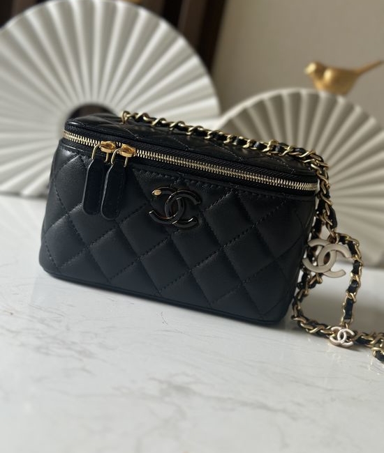 Chanel Lambskin Enamel Buckle Cosmetic Case 66040