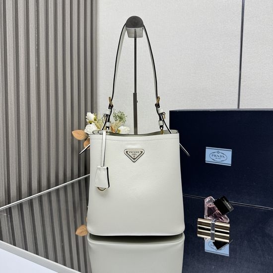 Prada Bucket Bag Classic Leather 1BE080