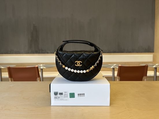 Chanel Pearl Chain Lipstick Bag A96145