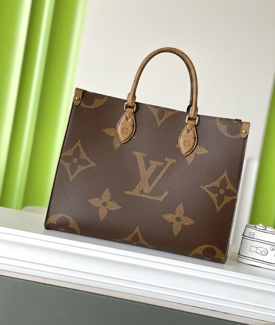 Louis Vuitton LV Onthego Monogram Small Tote Bag M45321