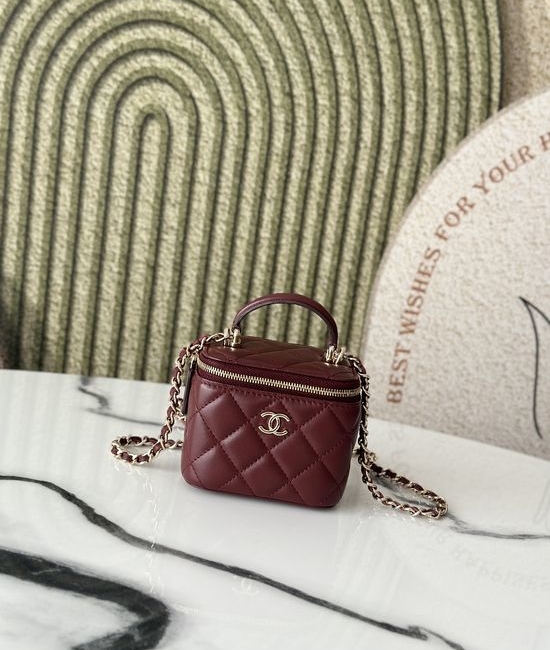 Chanel Chain Cosmetic Box Handbag 66020
