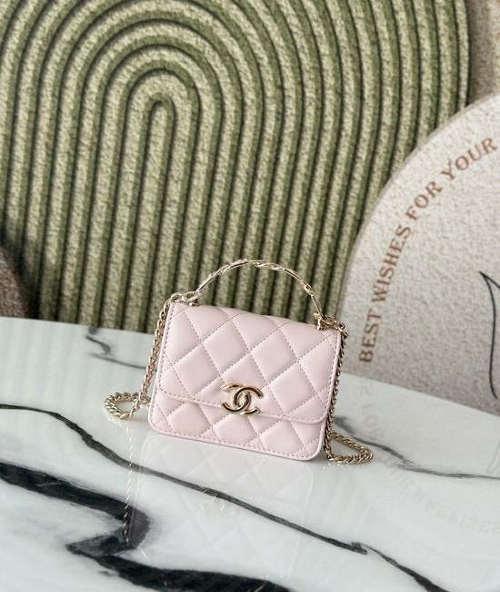 Chanel Enamel Handle Chain Clutch 66016