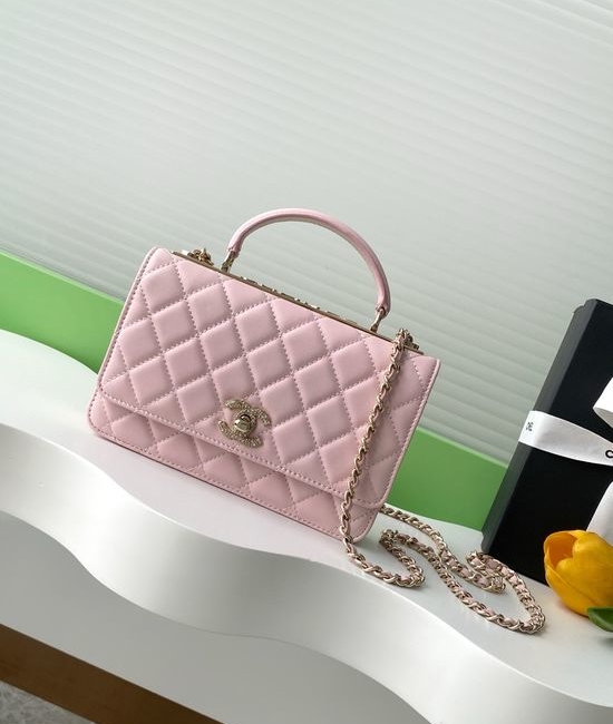 Chanel Diamond Buckle Lambskin Bag AP4423