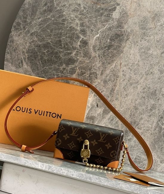 Louis Vuitton LV Steamer Mini Handbag M14738