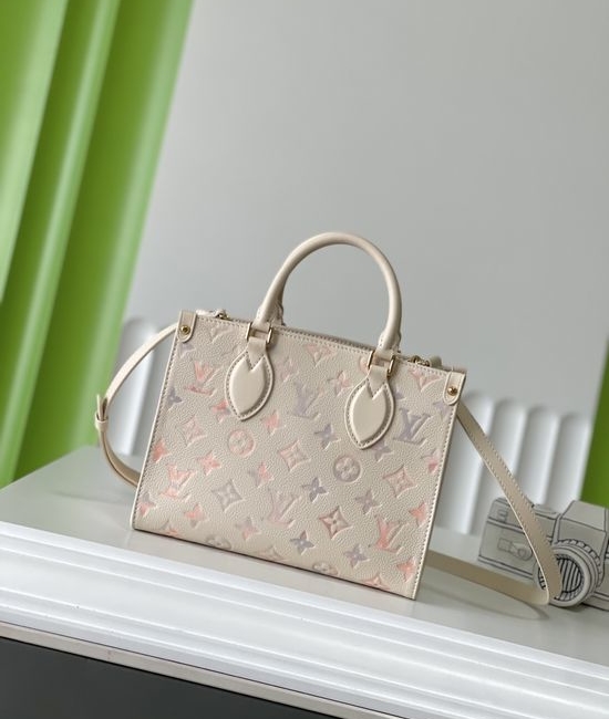 Louis Vuitton LV Onthego All Leather Square Bag M25770