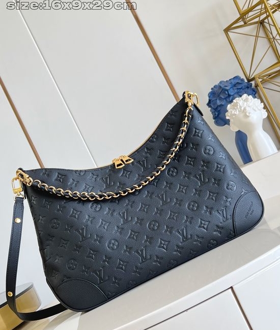 Louis Vuitton LV Boulogne Large Handbag M13706