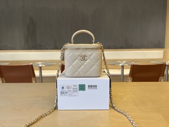 Chanel Classic Small Chain Vanity Case A68092