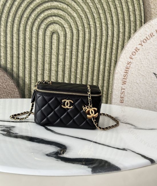 Chanel Quilted Lambskin Crossbody Cosmetic Bag 66071