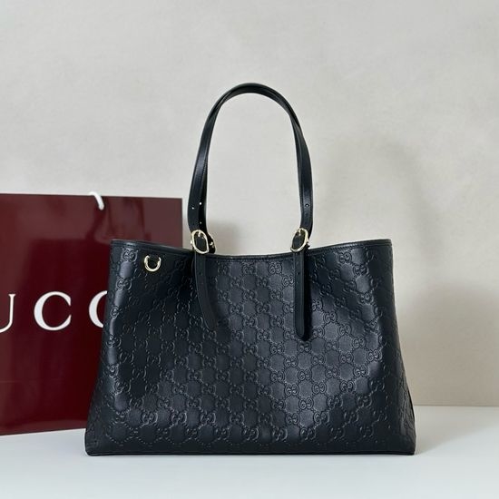 Gucci Handbag Black Leather Embossed 815213