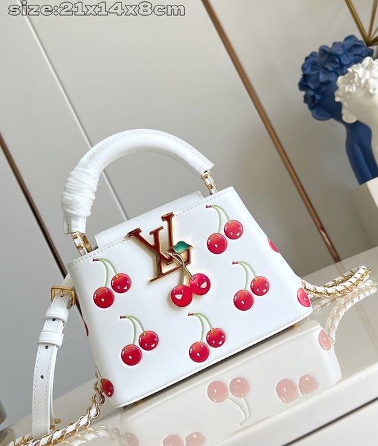 Louis Vuitton LV Capucines Mini Handbag M48865