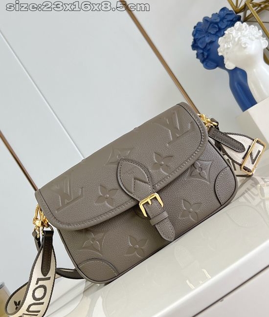 Louis Vuitton LV Diane Monogram Empreinte Handbag M46386