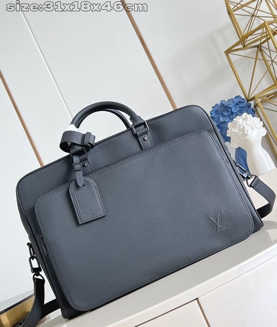 Louis Vuitton LV Weekender Leather Bag M26075