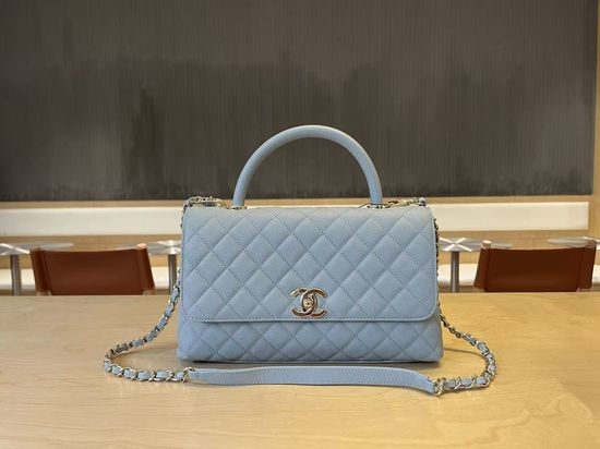 Chanel Coco Handle Caviar Leather Flap Bag 92991
