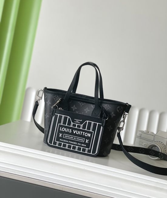 Louis Vuitton LV Neverfull Mini Shopping Tote M15210