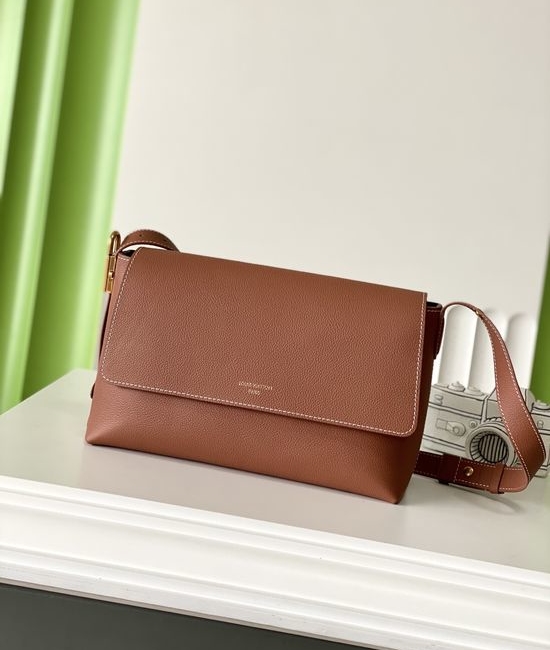 Louis Vuitton LV LOW KEY Leather Shoulder Bag M13151