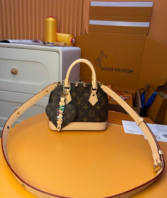 Louis Vuitton LV Alma Handbag M14933