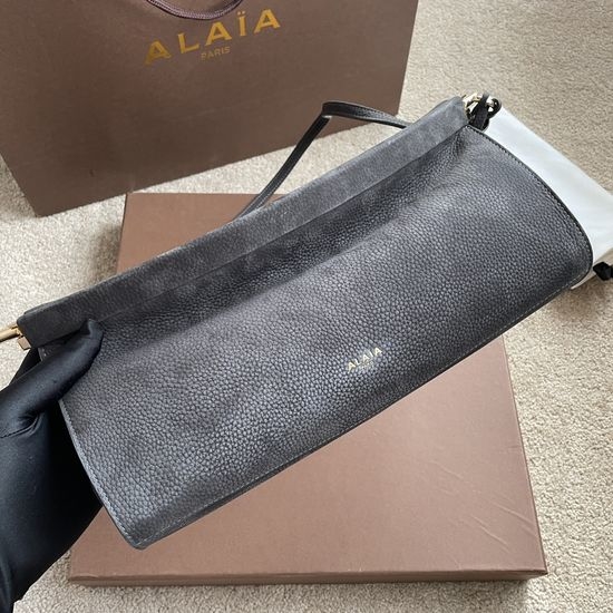 Alaia EAST WEST Leather Shoulder Bag 115501