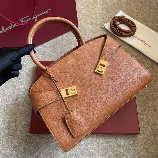 Ferragamo Hug Leather Handbag 0912