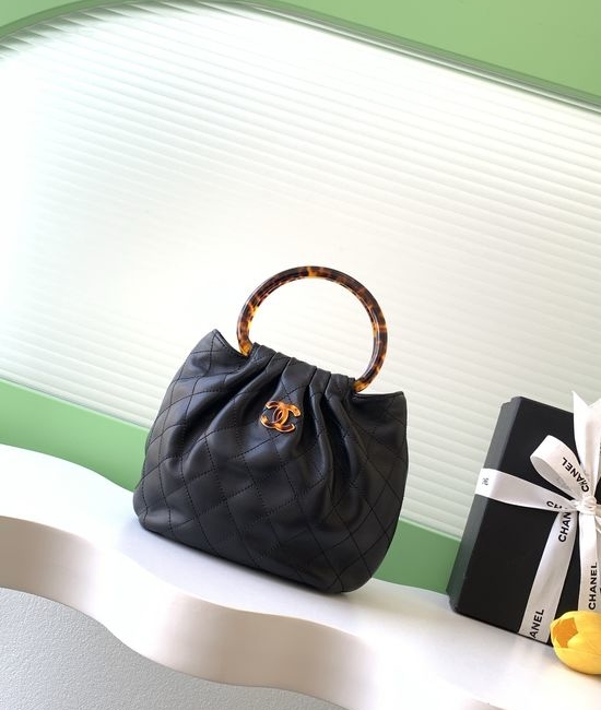 Chanel Lambskin Tortoiseshell Handle Medium Bag AS6022