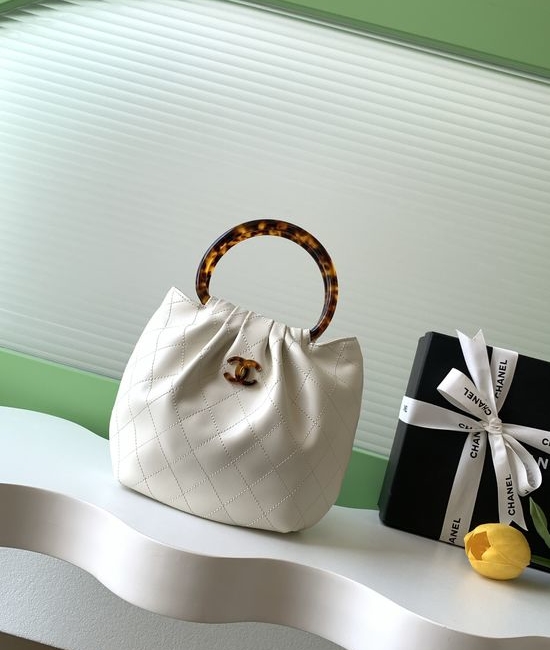 Chanel Lambskin Tortoiseshell Handle Medium Bag AS6022