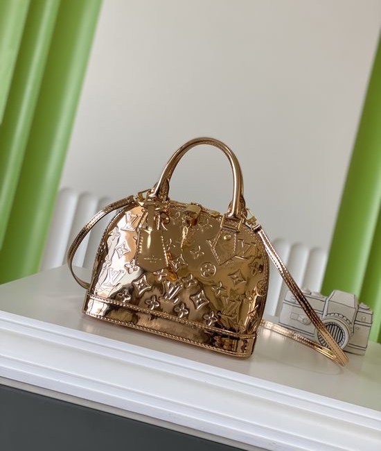 Louis Vuitton LV Patent Leather Alma BB M27037