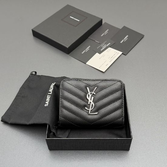 Yves Saint Laurent YSL Matelasse Grain Leather Zip Wallet 403723