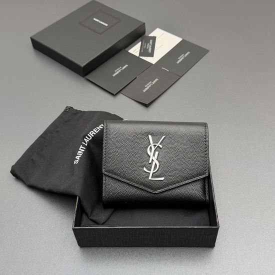 Yves Saint Laurent YSL Matelasse Leather Zip Wallet Silver 582296