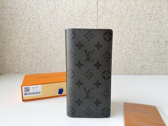 Louis Vuitton LV Aerogram Brazza Leather Long Wallet M26735