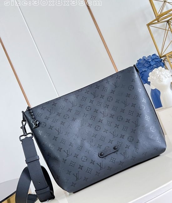 Louis Vuitton LV Vagabond Hobo Shoulder Bag M27856
