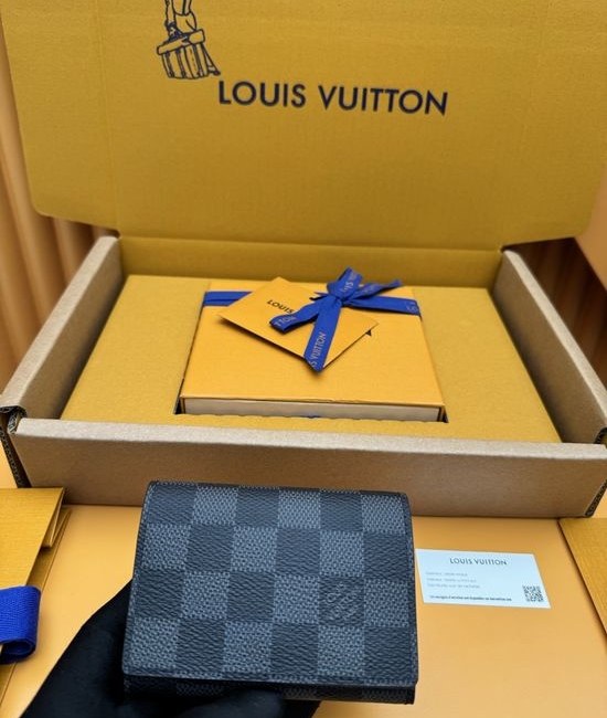 Louis Vuitton LV Classic Coated Canvas Card Holder N63338