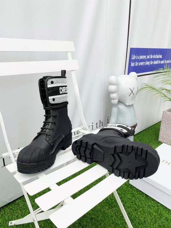 Christian Dior Classic Leather Mid-top Comfort Combat Boots