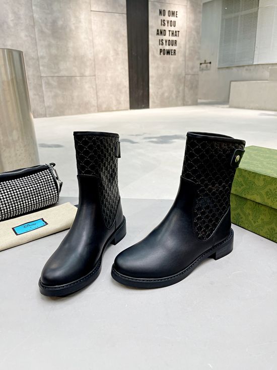 Gucci Embossed Leather Ankle Boots Classic Comfortable Stylish Footwear