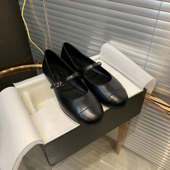 Chanel Retro Style Stitched Leather Mary Jane Flats