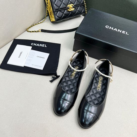 Chanel Elegant Ballet Flats With Floral Chain Decor