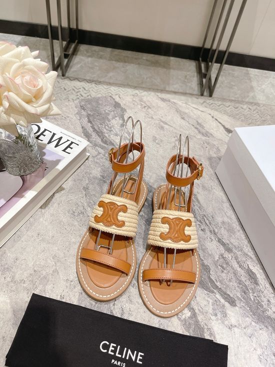 Celine Vintage Closed Toe Casual Cowhide Sandals