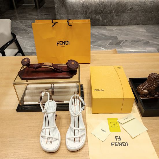 Fendi Premium Leather Upper Elegant Block Heel Fashion Sandals