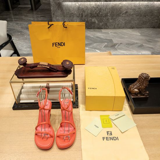 Fendi Premium Leather Upper Elegant Block Heel Fashion Sandals