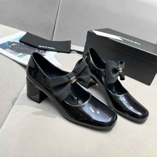 Chanel Bow Decorated Patent Leather Comfortable Mary Jane Shoes