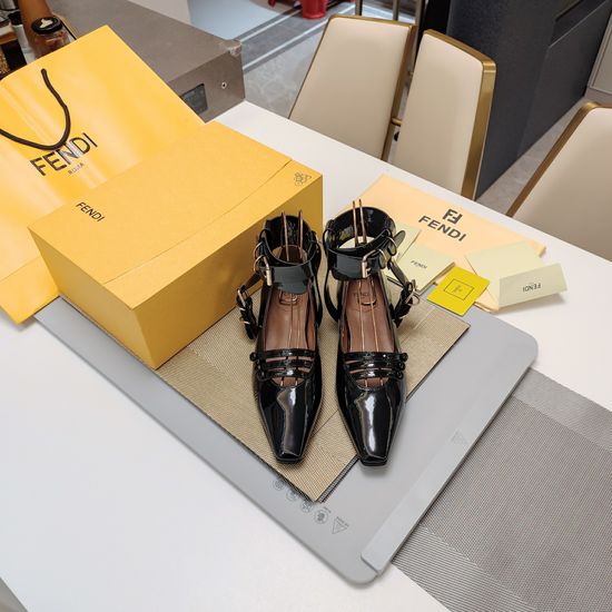 Fendi Elegant Patent Leather Flats with Detachable Ankle Strap