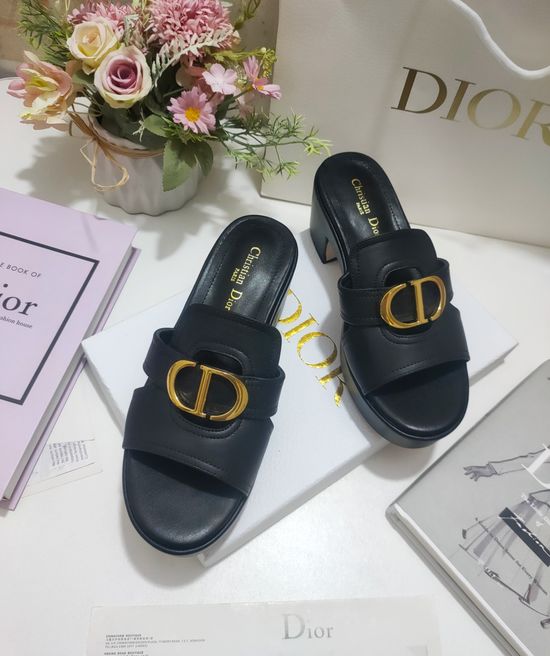 Christian Dior Hollow Out Flat Sandals Metal Decor Patent Leather Upper